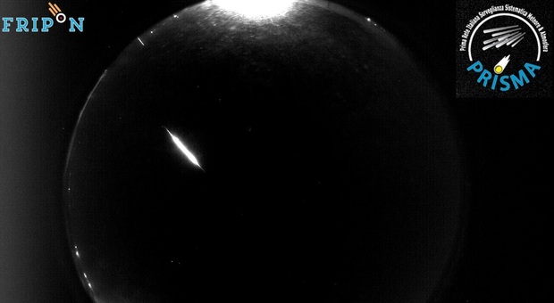 Meteorite caduto a Cagliari, gli esperti avvertono: «Non toccate niente, fate foto». Cosa è successo