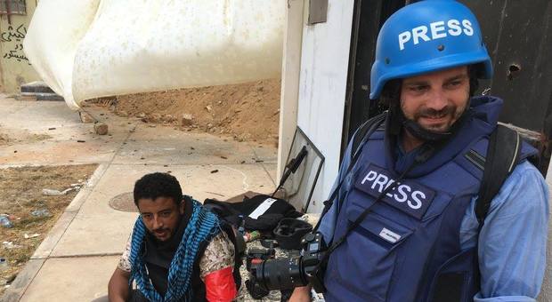 Gariele Micalizzi ferito in Siria, il fotoreporter era sul fronte con l'Isis