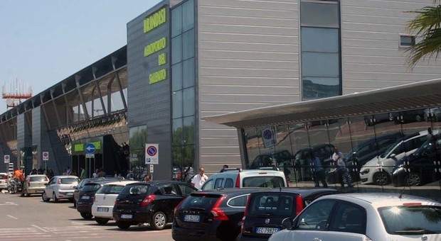 Cancellati due voli all'aeroporto di Brindisi