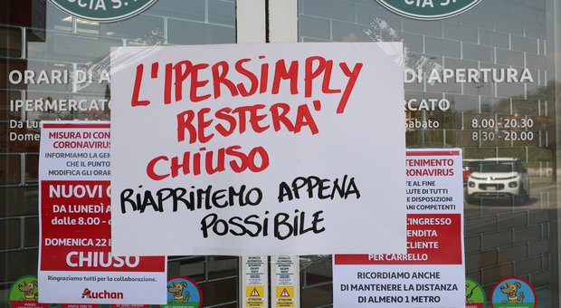 Coronavirus a Brescia, morta cassiera del supermercato Simply Market