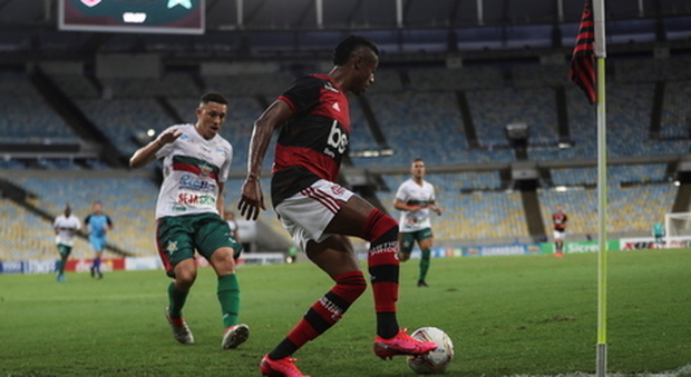 Sedici positivi al Covid, il Flamengo non gioca