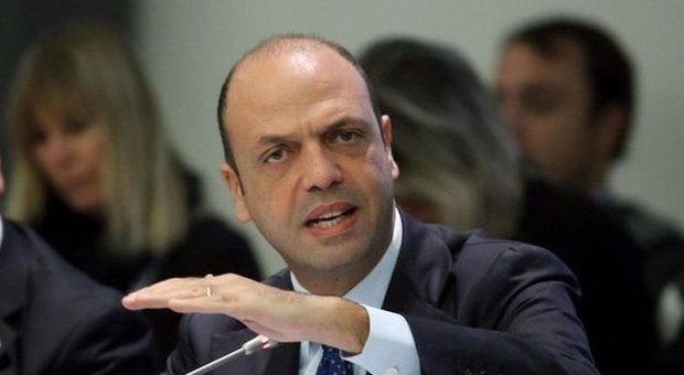 Mafia capitale, Alfano al prefetto: "Indagine sul Campidoglio"