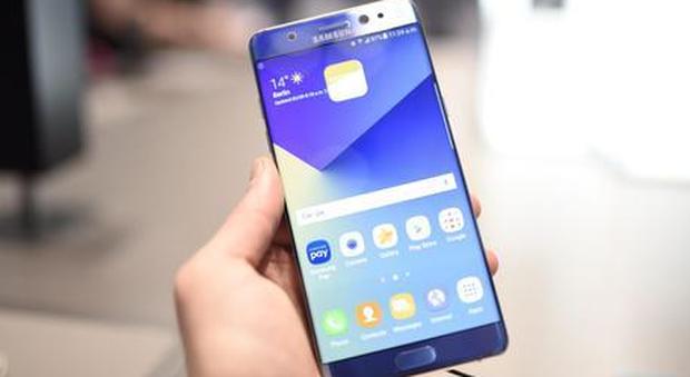 Samsung, i Galaxy Note 7 potrebbero essere "spenti" a distanza dall'azienda