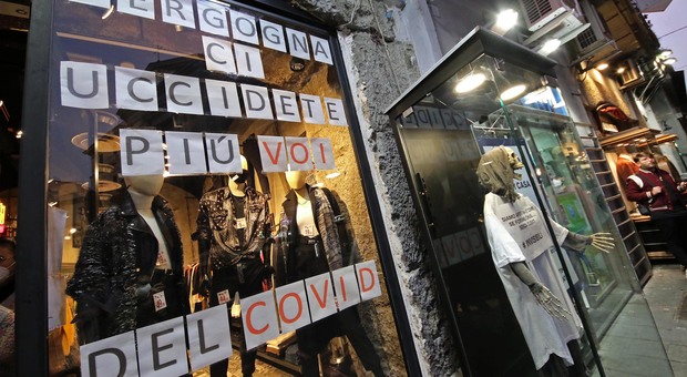 Ristori, 17mila bonifici a Napoli: «Ancora troppi esclusi»