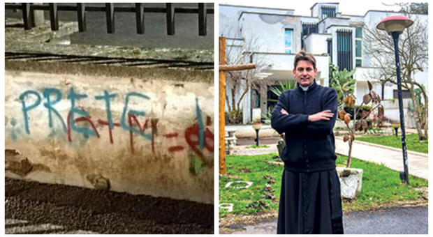 Don Coluccia «infame», insulti al prete anti-pusher sul muro di una scuola che aveva visitato