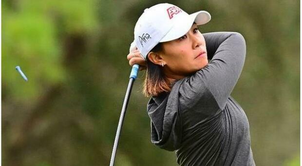 Danielle Kang, campionessa di golf malata di tumore partecipa agli Us Womens Open: «Ho dolori, ma voglio esserci»