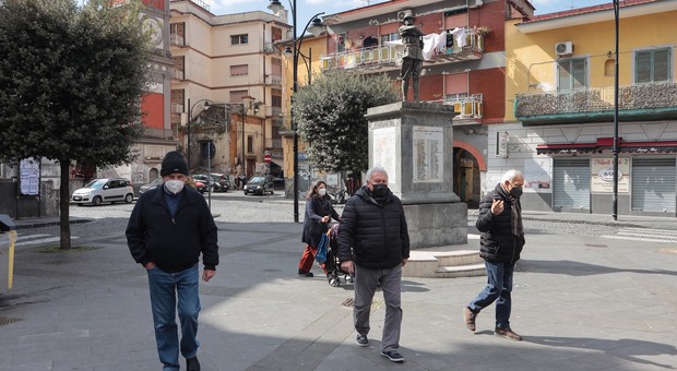 Covid, in Campania 4.303 positivi: 7 nuove vittime e incidenza al 13%