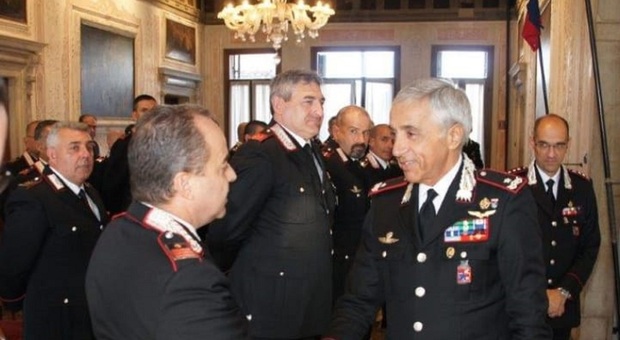Il generale Giuseppe Spina, comandante della Legione carabinieri Veneto, incontra i militari dell'Arma trevigiana