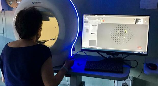 Nuove apparecchiature all’oftalmologia del de Lellis. Attivati nuovi Campimetro e Fluorangiografo