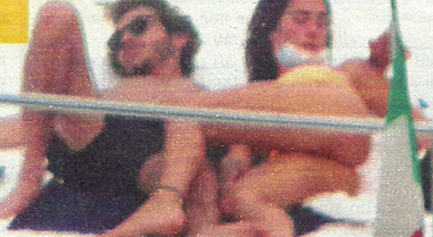 Valentino Rossi e Francesca Sofia Novello, estate bollente in barca in attesa delle nozze