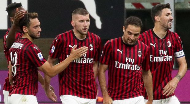 Impresa del Milan: rimonta 2 gol alla Juve in cinque minuti e cala il poker