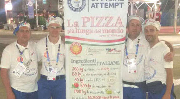 I pizzaioli vicentini che hanno firmato la pizza record
