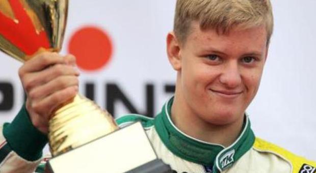 Mick Schumacher, il figlio di Michael si schianta a 160 km/h in Formula 4