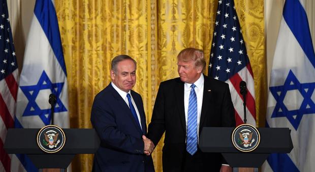 Usa, armi anche ai malati mentali. Trump: "Israele-Palestina? Conta la pace"
