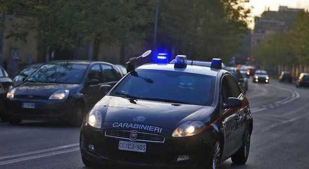 Varese, tragico inseguimento: ruba un'auto, fugge e investe un carabiniere. Un altro militare spara e lo uccide