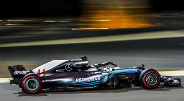 Gp Bahrain, Hamilton sarà retrocesso di cinque posizioni in griglia