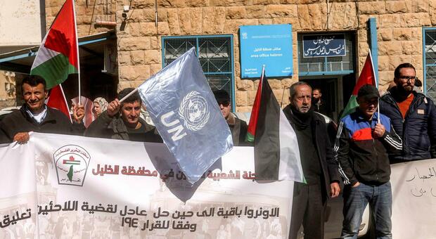 Israele taglia i benefici fiscali dell'UNRWA. «Aiutavano Hamas e i terroristi»