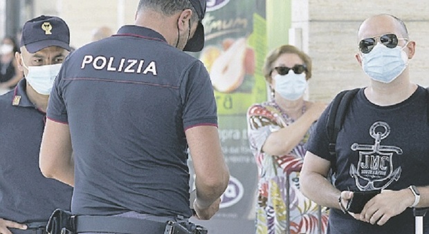 Ferragosto: a Salerno 200 uomini in più, movida e spaccio le priorità