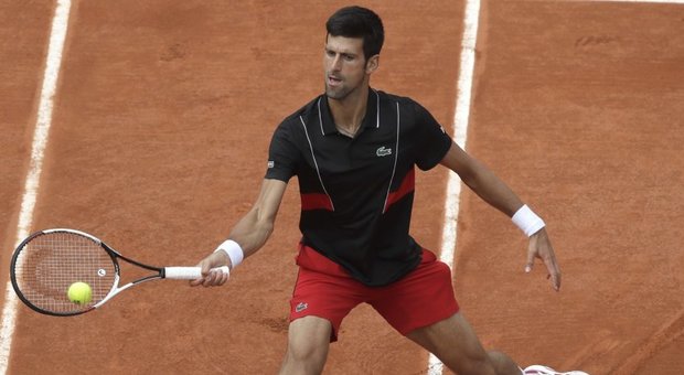 Djokovic verso Wimbledon: parteciperà al Queen's