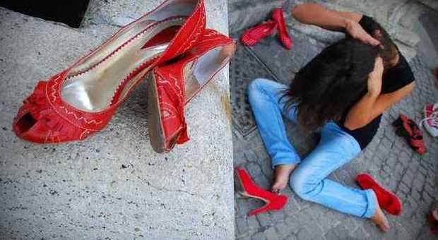 Stop al femminicidio il 28 scarpe rosse in piazza