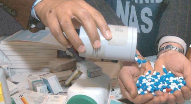 Furto di farmaci antitumorali, 17 ordinanze di custodia cautelare