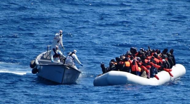 Migranti, Salvini: stop a missione Sophia senza nuove regole