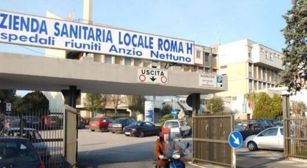 Roma, dipendente Asl si finge cieca ma può guidare: condannata a risarcire l'azienda dell'indennità
