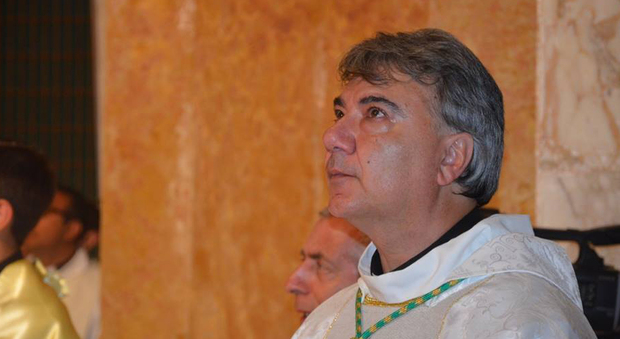 Napoli, il nuovo vescovo Battaglia s'insedia nel giorno della Candelora