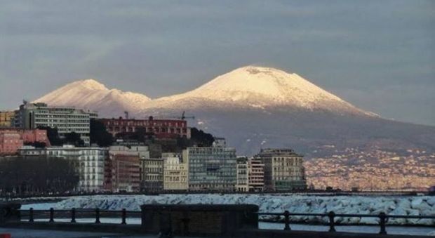 Da sabato temperature in picchiata: rischio gelate e neve, allerta meteo in Campania