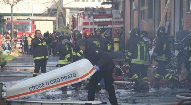 Prato, incendio in una ditta di abiti: 7 morti carbonizzati