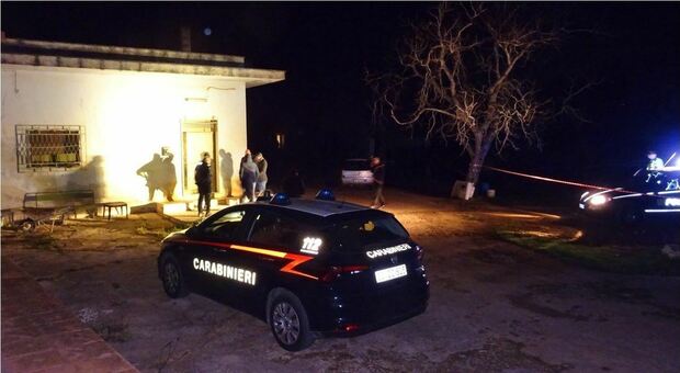 Marito e moglie uccisi in casa a colpi d'arma da fuoco a Carovigno: la pista del duplice omicidio