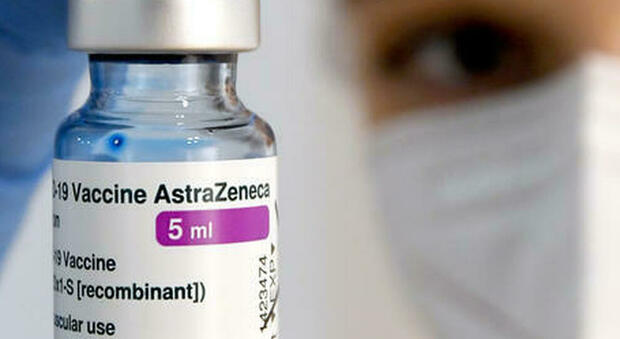 L'Aifa sospende il vaccino Astrazeneca in tutta Italia in via precauzionale