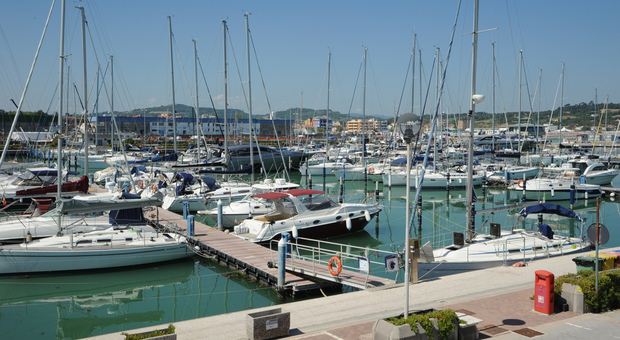 Il porto turistico Marina dei Cesari