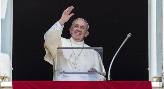 Papa: «Pace e giustizia per donne violentate e schiave»