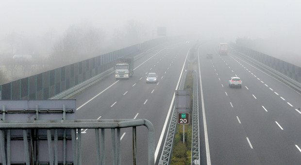 Riaperto oggi il tratto autostradale della A13 Bologna-Padova chiuso per nebbia e incidenti