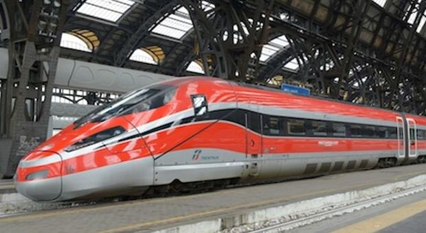 Trenitalia, partito questa mattina da Roma il primo treno "Covid free"