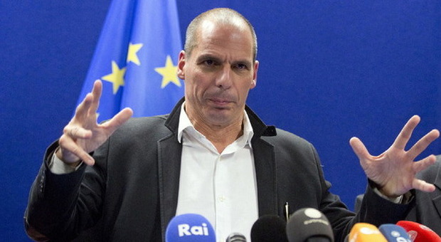 Grecia, Varoufakis: se vince il sì lascio. ​Merkel: stop alle trattative fino al voto