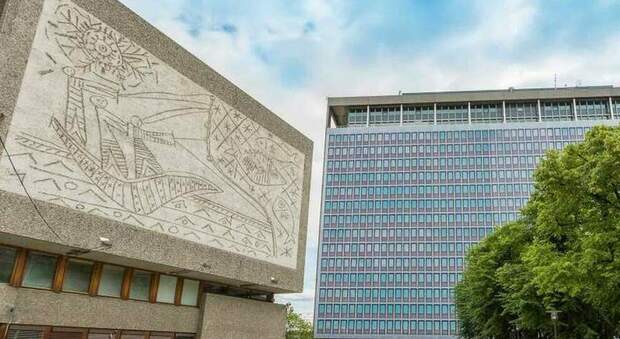 Pablo Picasso, choc a Oslo: il governo sta demolendo l'edificio con i murales giganti dell'artista