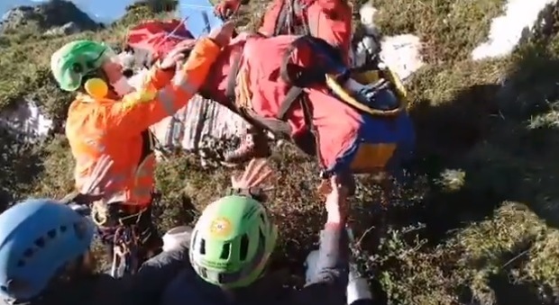Speleologo bloccato in una grotta del pordenonese salvato dal soccorso alpino