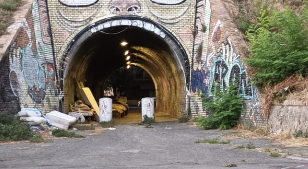 Il tunnel sotto la discesa del Quadraro