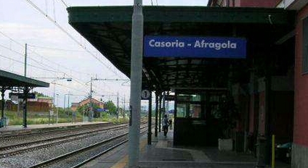 Immigrato travolto e ucciso dal treno nella stazione di Casoria
