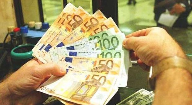 Unione bancaria Ue, sì di Strasburgo Conti correnti, Antitrust attacca le banche: possibili risparmi fino a 180 euro