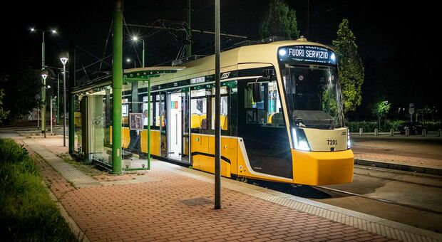 Milano, tecnologico e intelligente: prove tecniche per Tramlink, il tram Atm in arrivo dopo l'estate