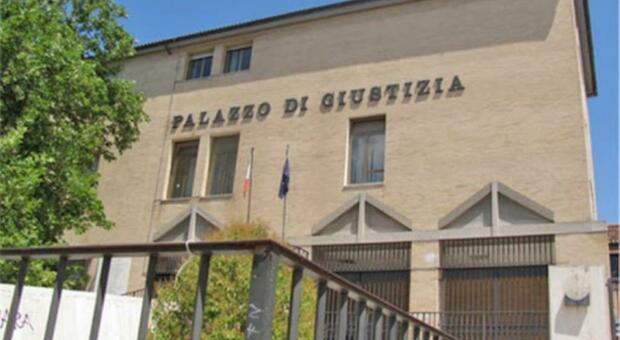 Accusato di violenza sessuale sulla compagna dell'amico, cinquantenne di Pontecorvo finisce a processo