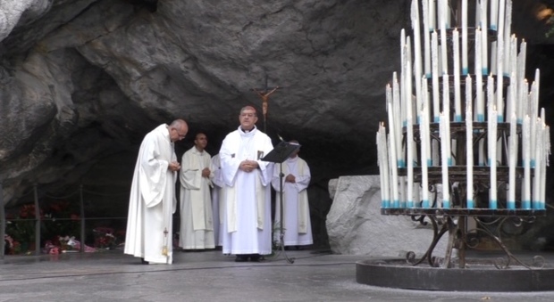 Cardinale Sepe, paura a Lourdes: è il secondo malore in tre giorni