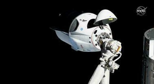 Space X in orbita con equipaggio di soli civili. Mercoledì il viaggio spaziale
