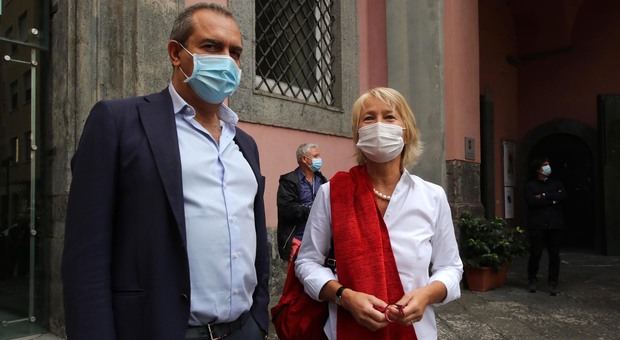 Anm Napoli, de Magistris applaude l'inchiesta sui dipendenti in malattia: «È l'ora di capire»