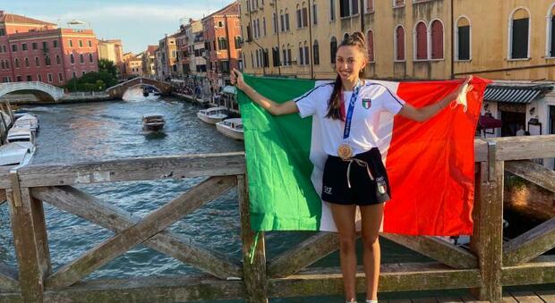 Daniela Mogurean con il tricolore a Venezia