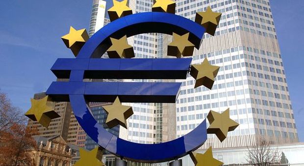 Eurozona, rallenta ancora la crescita economica