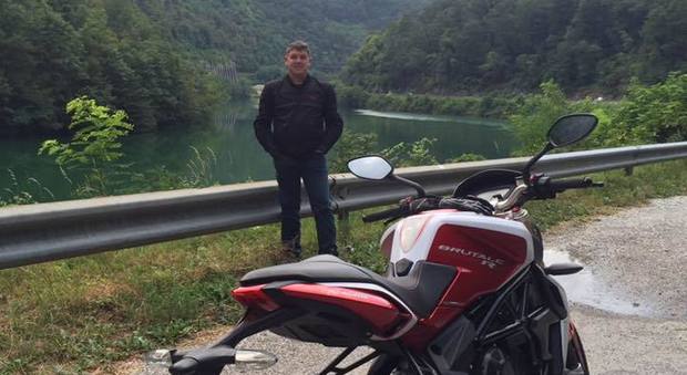 Alberto Peruch morto a 47 anni in uno schianto in moto